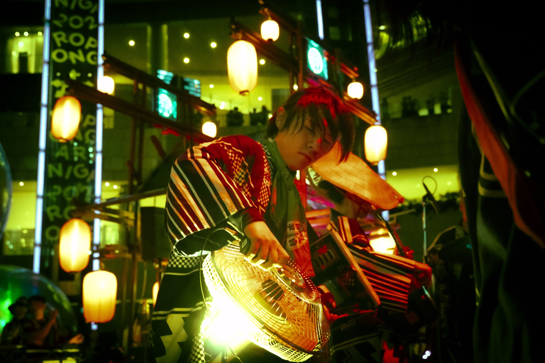 Artist video example